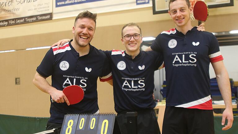 Bezirkspokalsieger auf Verbandsebene Herren wurde die TG Heidingsfeld (von links): Alexander Alsheimer, Leonard Schenk und Lukas Grötsch. Bezirkspokalsieger auf Verbandsebene Herren wurde die TG Heidingsfeld (von links): Alexander Alsheimer, Leonard Schenk und Lukas Grötsch.