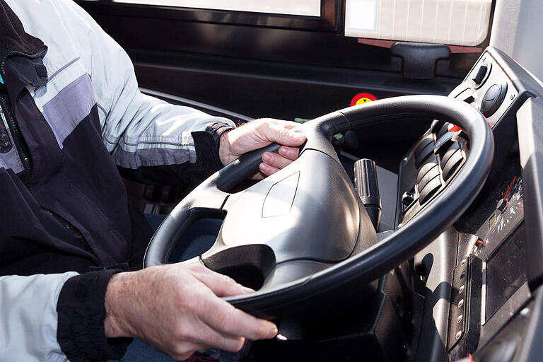 Großes Interesse hatten unsere Leserinnen und Leser an einer Gerichtsverhandlung - es ging um einen Lkw-Führerschein (Symbolbild). Großes Interesse hatten unsere Leserinnen und Leser an einer Gerichtsverhandlung - es ging um einen Lkw-Führerschein (Symbolbild).