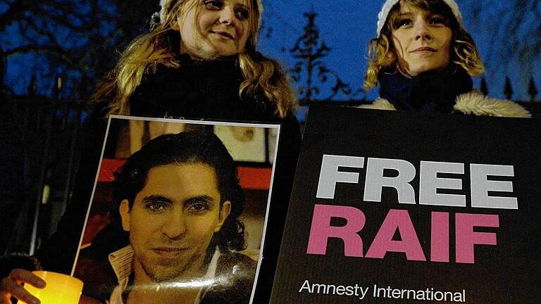 Free Raif Badawi protest in London       -  Protestaktion für Raif Badawi in London