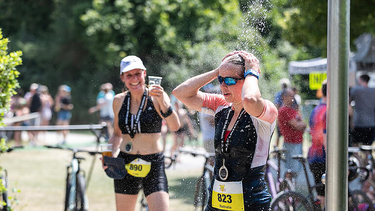 Rund 750 Teilnehmer beim Lifestyle Fun Triathlon am Sonntag 19.06.22 rund um den Erlabrunner Baggersee.