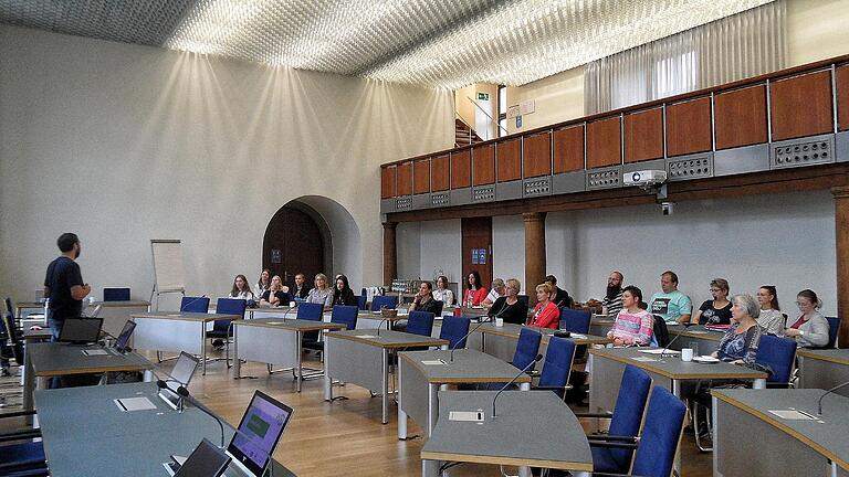 Abschlussveranstaltung 'Startchance kita.digital' im Rathaus der Stadt Schweinfurt. Abschlussveranstaltung 'Startchance kita.digital' im Rathaus der Stadt Schweinfurt. 