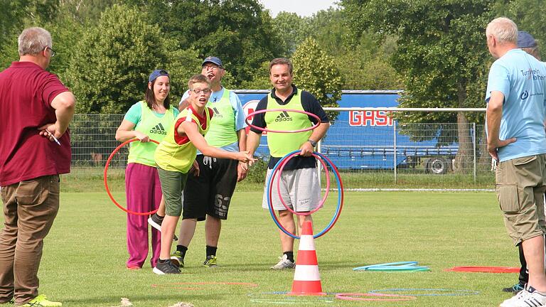 Mit Spaß dabei: Teilnehmer des inklusiven Turnfests in Hofheim. Beim Landesturnfest in Schweinfurt Ende Mai wird Inklusion ebenfalls einen breiten Raum einnehmen.