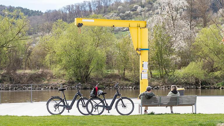 Die Mainlände in Eibelstadt eignet sich besonders gut für eine Pause. Es gibt jedoch auch viele andere Möglichkeiten am Rande des Radwegs.&nbsp;