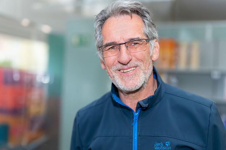 Ernst Gehling, Vorsitzender der Tafel Schweinfurt, kennt Vorurteile gegenüber denjenigen, die auf die Tafel Schweinfurt angewiesen sind. Ernst Gehling, Vorsitzender der Tafel Schweinfurt, kennt Vorurteile gegenüber denjenigen, die auf die Tafel Schweinfurt angewiesen sind.