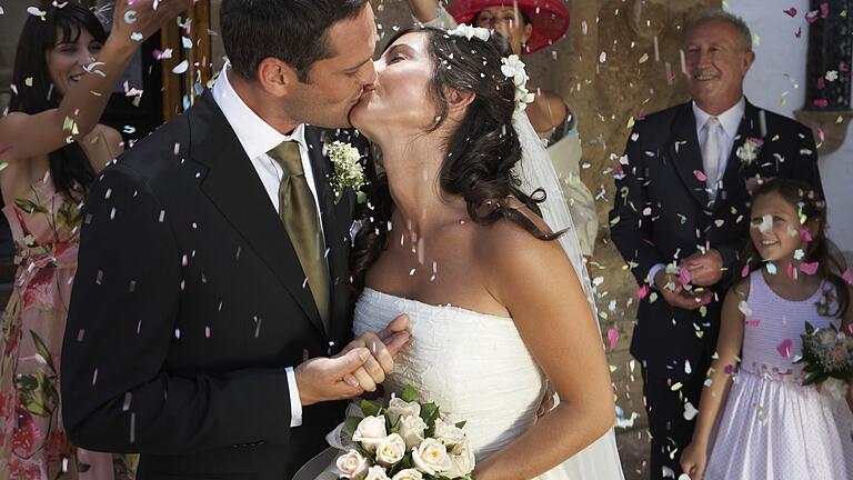 So fängt alles an: Für viele ist die Hochzeit einer der schönsten Tage im Leben. So fängt alles an: Für viele ist die Hochzeit einer der schönsten Tage im Leben.