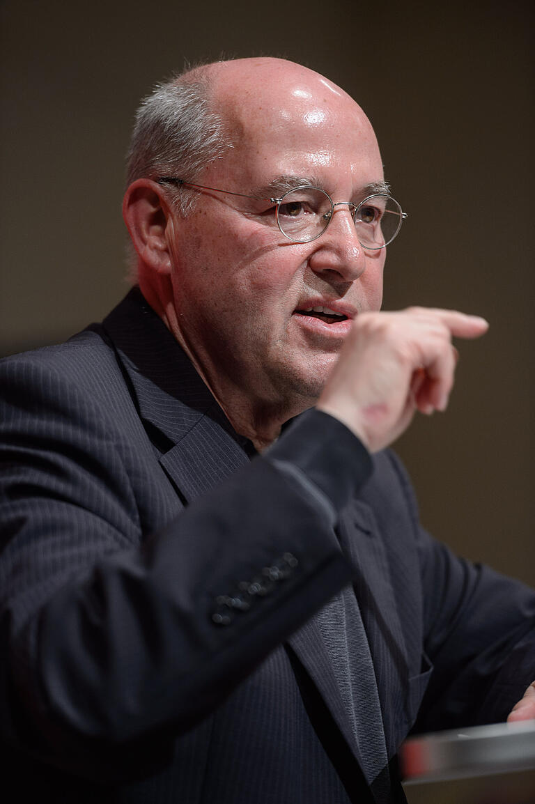 Gregor Gysi liest am 27. Februar in der Johanniskirche aus seiner Autobiographie.