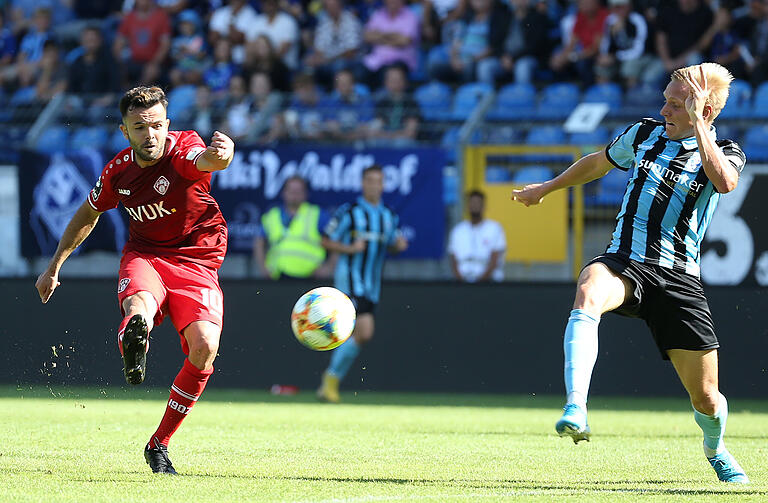 Die Entscheidung: Albion Vrenezi trifft zum 2:1.