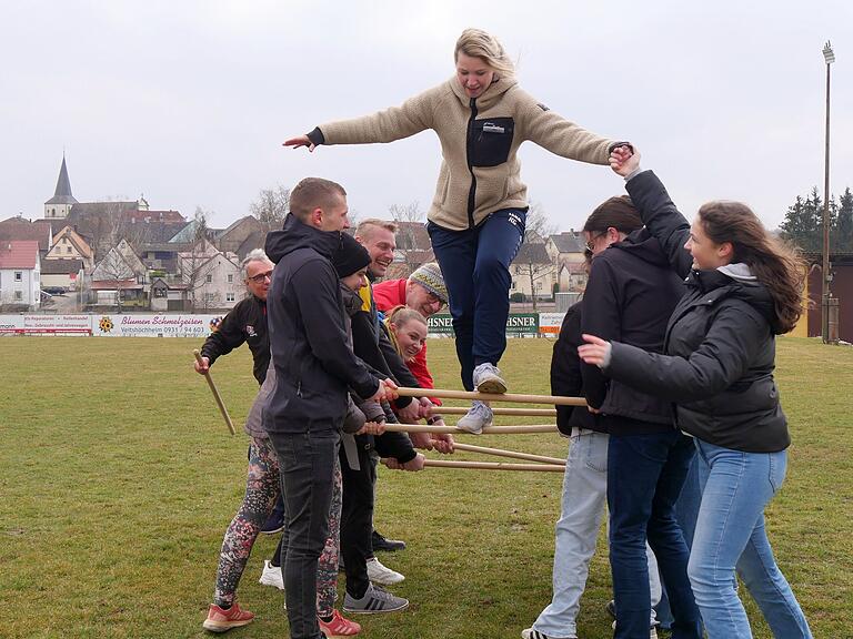 Nervenkitzel und Grenzerfahrungen ohne großen Aufwand, darum ging es bei einem Workshop beim DJK-Diözesanjugendtag in Gramschatz. Nervenkitzel und Grenzerfahrungen ohne großen Aufwand, darum ging es bei einem Workshop beim DJK-Diözesanjugendtag in Gramschatz.