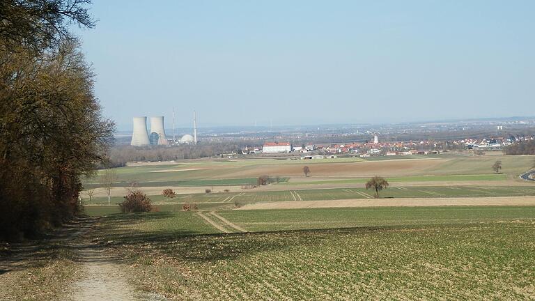 Das Archivbild zeigt den herrlichen Blick vom Naherholungsgebiet am Berghof bei Gernach in Richtung Rhön.