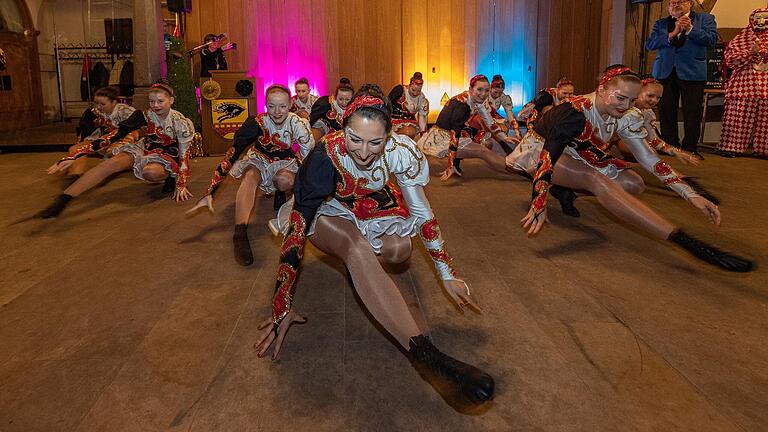 Die Showtanzgarde Heubach organisiert die erste Faschingsgala in der Frauengrundhalle in Ebern.