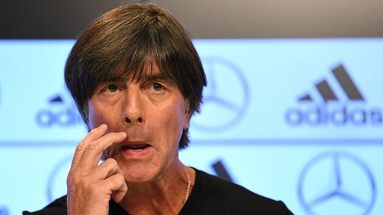 WM-Analyse       -  Bundestrainer Joachim Löw räumt eigene Fehler bei der WM ein.
