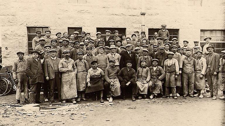 Über 70 Mitarbeiter beschäftigte das Steinwerk Anfang der 1930er Jahre.