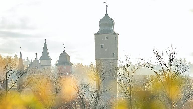 Die Stadt Ochsenfurt lädt am Sonntag zum Wintermarkt.