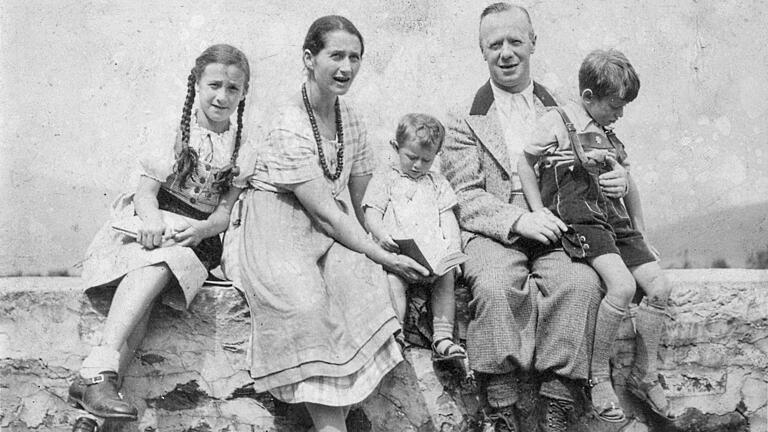 Die jüdische Familie Weinberger beim Wandern 1938. Von der Familie überlebte nur die Tochter Hannah (links) die Verfolgung durch das NS-Regime.