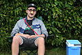 Kunstfigur Willy Nachdenklich       -  Kunstfigur Willy Nachdenklich, selbst ernannter Erfinder der «Vong»-Sprache, aufgenommen am 09.06.2017 in Kaltenberg (Bayern). Die Facebook-Seite des 33-Jährigen gefällt fast 350000 Personen.