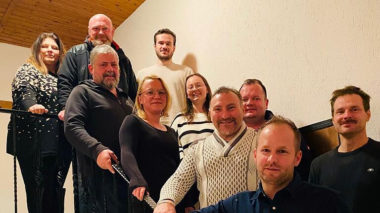 Auf dem Foto die gewählten Vereinsmitglieder (drei fehlen). Auf dem Foto die gewählten Vereinsmitglieder (drei fehlen).