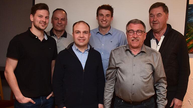 Der neue Vorstand des SC Marktbreit: (von links) Marius Ambrosch, Uwe Hirsch, Ilhan Diler, Vorsitzender Joachim Hupp, Karl-Heinz Kikiernicki und Andreas Krutina.