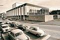 Das gerade fertiggestellte Theatergebäude kurz vor seiner Eröffnung am 4. Dezember 1966.