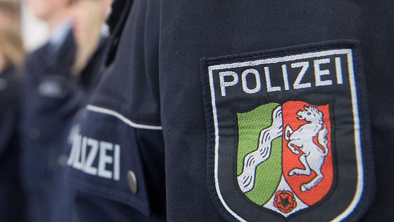 Polizei.jpeg       -  Insgesamt sieben Männer nahm die Polizei in NRW fest.