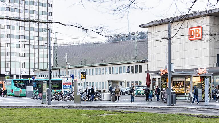 Der Westflügel des Hauptbahnhofs soll nach dem Umbau etwas kürzer sein (im Bild der Zustand im Januar dieses Jahres).