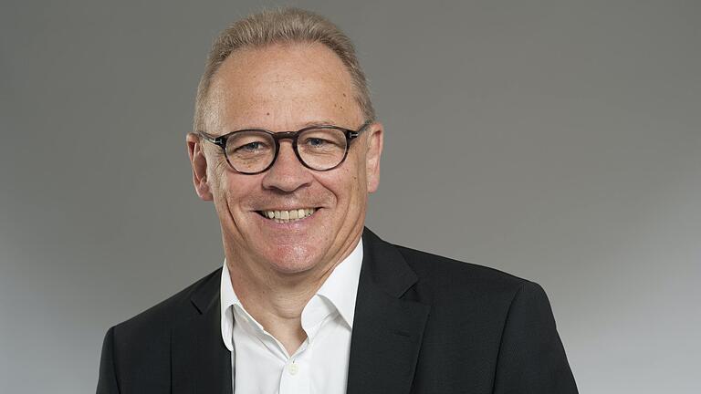 Peter Krones ist Projektredakteur bei KLASSE! und rief das Projekt 1995 ins Leben. Peter Krones ist Projektredakteur bei KLASSE! und rief das Projekt 1995 ins Leben.
