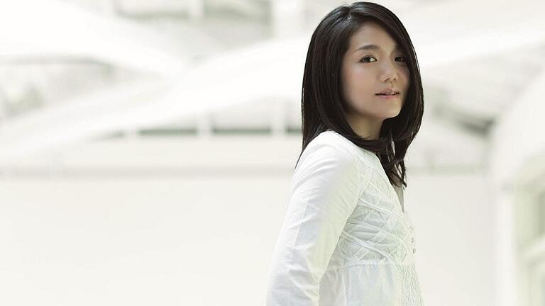 Spielt am 22. April Beethoven-Sonaten: Hisako Kawamura.