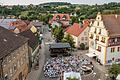 Der Kultursommer gilt als ein Aushängeschild der Interkommunalen Allianz MainDreieck. Im vergangenen Jahr bildete das Rathaus von Obernbreit im Rahmen der Veranstaltungsreihe die Kulisse für ein Chorkonzert des Mainfranken Theaters Würzburg.