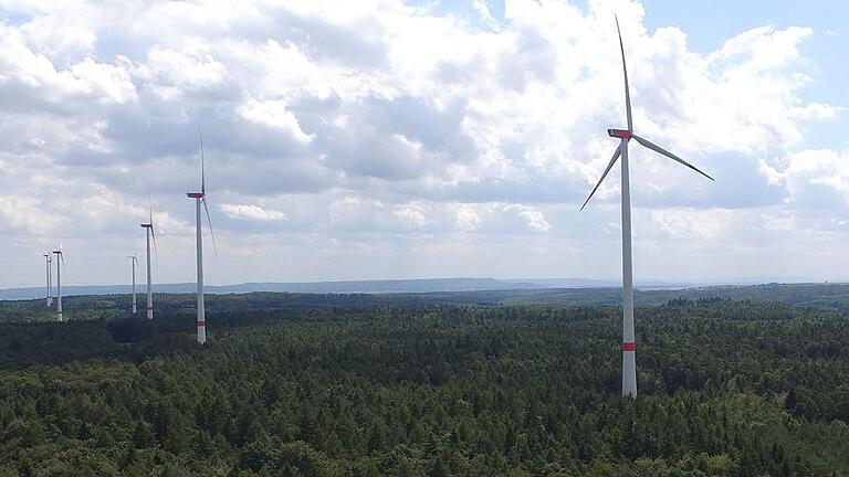 Rund 46 Millionen Kilowattstunden Strom produzierte der Windpark im Sailershäuser Wald im Jahr 2016 &ndash; nicht genug, sagt die Bürgerinitiative &bdquo;Gegen WK 88&ldquo;, die bereits den Bau der Anlagen verhindern wollte.