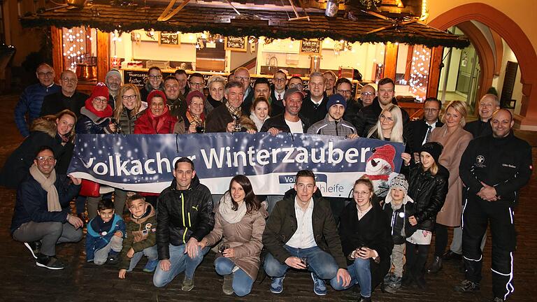 Zum Warmup für den Winterzauber 2020 trafen sich die Sponsoren des Winterdorfs mit den Machern der Spaßmeile, die von Neujahr bis Dreikönig auf dem Marktplatz für Abwechslung und Unterhaltung zwischen den Feiertagen sorgen.