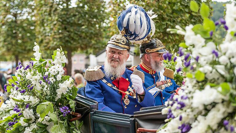 Ludwig Büchner (rechts) verbindet eine enge Freundschaft mit Peter Krug, der Prinzregent Luitpold spielte. Beide sind 2025 nicht mehr dabei. Ludwig Büchner (rechts) verbindet eine enge Freundschaft mit Peter Krug, der Prinzregent Luitpold spielte. Beide sind 2025 nicht mehr dabei.