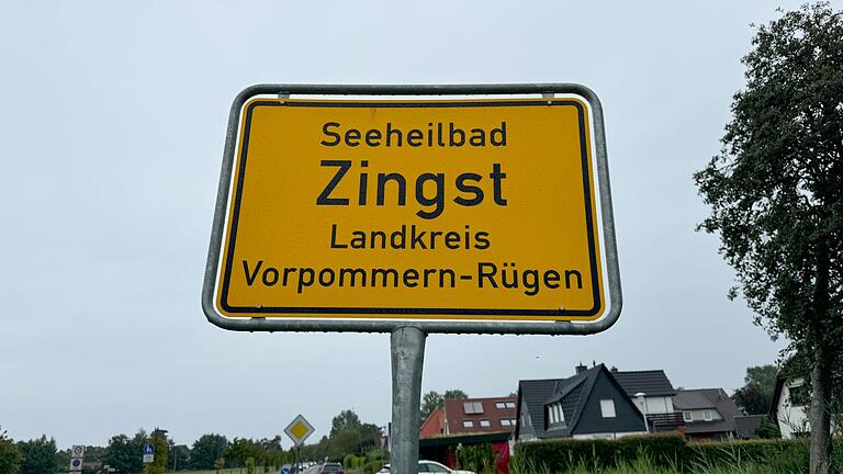Zwei Menschen durch Schüsse in Zingst schwer verletzt - Unbekannte schießen nachts auf zwei Menschen in Zingst in MV. Beide werden schwer verletzt. Zwei Menschen durch Schüsse in Zingst schwer verletzt - Unbekannte schießen nachts auf zwei Menschen in Zingst in MV. Beide werden schwer verletzt.
