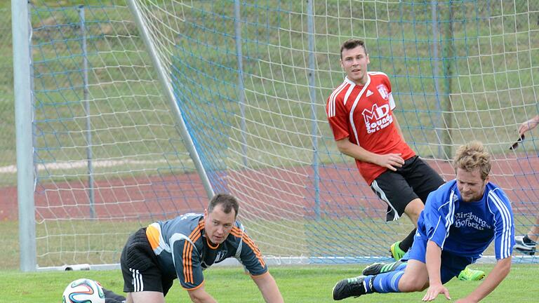 Keeper Daniel Katzenberger, hier noch im Trikot des SC Diebach, hilft jetzt dem FC Thulba. Foto: ssp/Archiv       -  Keeper Daniel Katzenberger, hier noch im Trikot des SC Diebach, hilft jetzt dem FC Thulba. Foto: ssp/Archiv