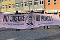 Die rund 50 Teilnehmende der Kundgebung anlässlich des Todes von Rooble Warsames vor sechs Jahren, glauben nicht, dass der 22 Jahre alte Somalier in der Polizeizelle in Schweinfurt Selbstmord begangen hat.