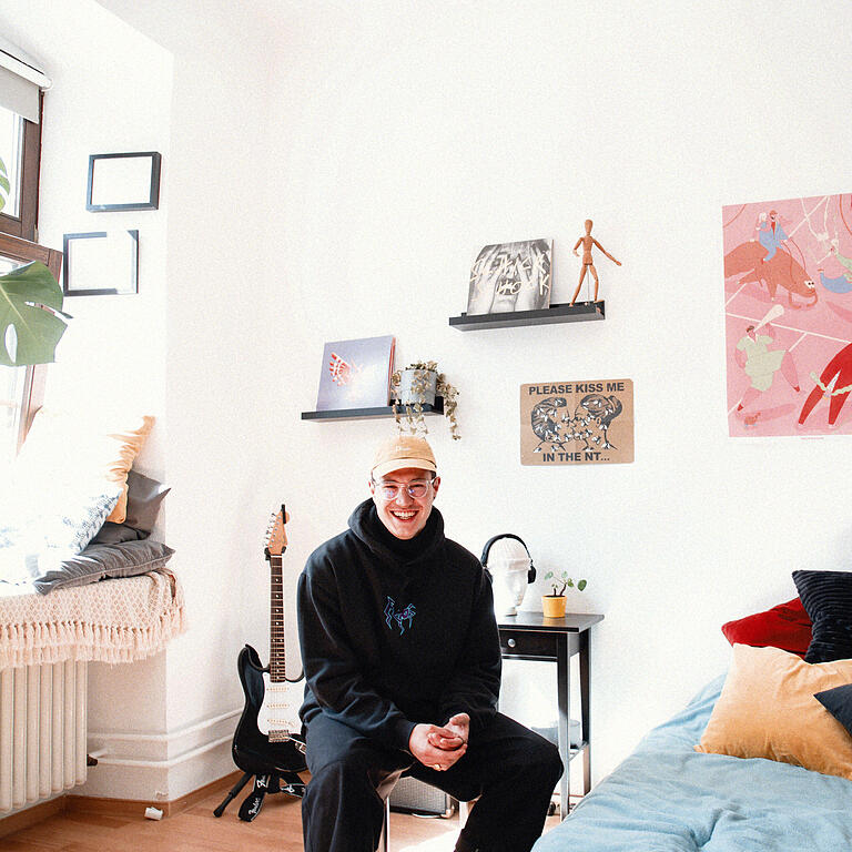 Benedikt Zöller, 20, Kommunikationsdesign im 2. Semester Benedikt Zöller, 20, Kommunikationsdesign im 2. Semester