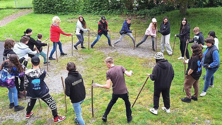 An ihrer Frustrationstoleranz arbeiteten die Schüler der OGS Modoclub bei den Gemeinschaftstagen in Gunzenbach.