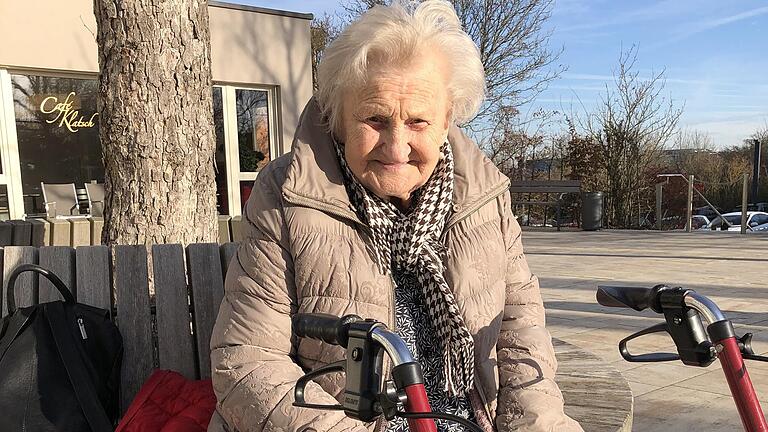 Die 92-jährige Helene Zürrlerin, hier im Dezember 2019, hat sich im Würzburger Hans-Sponsel-Haus&nbsp; mit dem Coronavirus infiziert und scheint trotz Vorerkrankungen nach nur leichten Symptomen genesen.&nbsp;