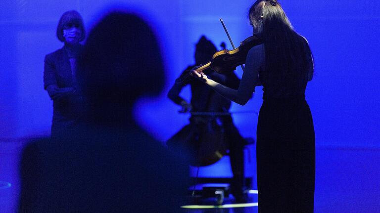 Mit seinem freilich reduzierten Programm setzte das Mozartfest – neben der Fürsorge für seine Künstlerinnen und Künstler – ein Zeichen für die Kraft der Musik. Mit seinem freilich reduzierten Programm setzte das Mozartfest – neben der Fürsorge für seine Künstlerinnen und Künstler – ein Zeichen für die Kraft der Musik.