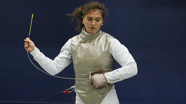 Wurde in Katar ihren eigenen Erwartungen nicht gerecht: die Würzburger Florettfechterin Leonie Ebert, hier beim German Masters 2020 in Tauberbischofsheim. Wurde in Katar ihren eigenen Erwartungen nicht gerecht: die Würzburger Florettfechterin Leonie Ebert, hier beim German Masters 2020 in Tauberbischofsheim. 