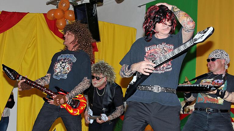 Das Nacht- und Kulturleben von Münnerstadt wollen die Mamas und Papas bereichern, unter anderem mit einem Konzert von AC/DC. Dieter Britz - Das Nacht- und Kulturleben von Münnerstadt wollen die Mamas und Papas bereichern, unter anderem mit einem Konzert von AC/DC. Dieter Britz Das Nacht- und Kulturleben von Münnerstadt wollen die Mamas und Papas bereichern, unter anderem mit einem Konzert von AC/DC. Dieter Britz - Das Nacht- und Kulturleben von Münnerstadt wollen die Mamas und Papas bereichern, unter anderem mit einem Konzert von AC/DC. Dieter Britz