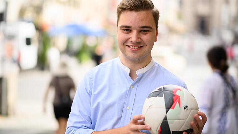 Tilman von Heygendorff, 24 Jahre. Tilman von Heygendorff, 24 Jahre.
