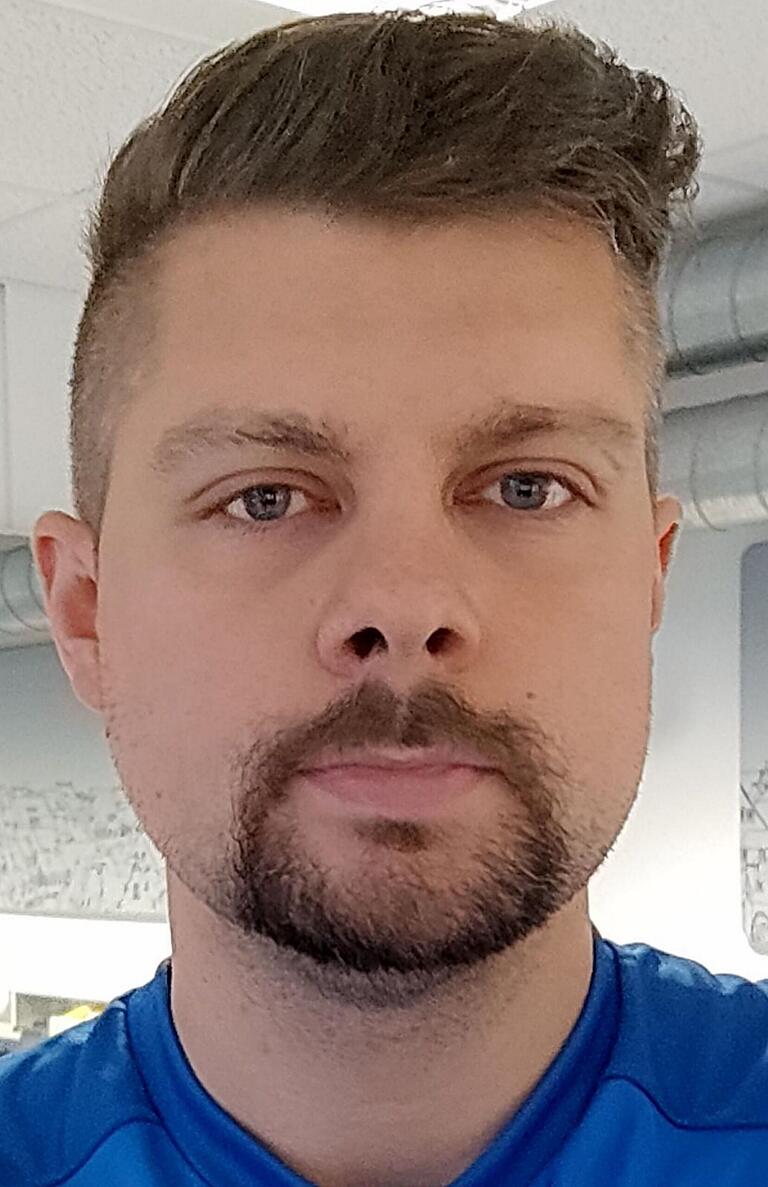 Patrick Born aus Oberschwappach ist es egal, ob die Zeitumstellung abgeschafft wird oder nicht. Patrick Born aus Oberschwappach ist es egal, ob die Zeitumstellung abgeschafft wird oder nicht.