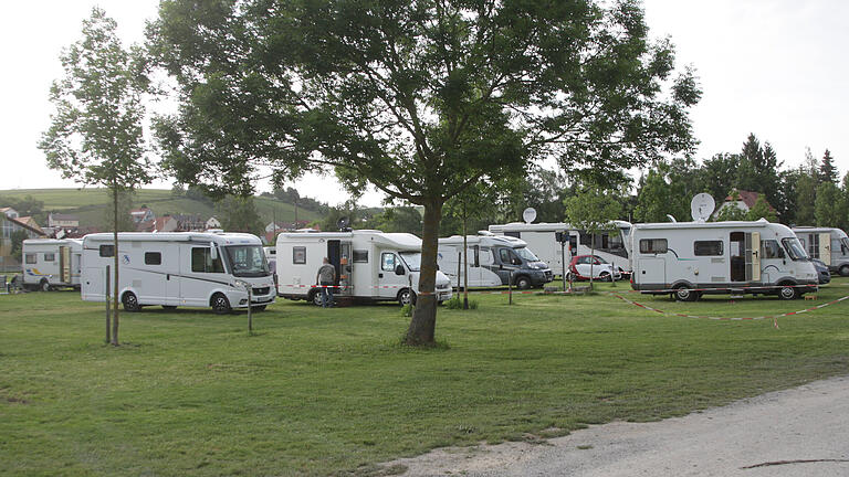 Die Gebühren für den Wohnmobilstellplatz in Mainstockheim werden ab dem kommenden Jahr moderat erhöht.