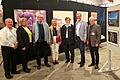 Auf dem Foto (von links) Roland Dörr (Vorsitzender), Karen Heußner (Kulturreferentin Gemeinde und stv. Landrätin), Rainer Kinzkofer (Altbürgermeister und Gründungsmitglied), Carina Wohlfart (Fremdenführerin in 'Veitshöchheim - Ein Traum'), Heiner Bauer (Ludwig I in 'Veitshöchheim - Ein Traum') und Walter Jäger (Ausstellungsleiter).