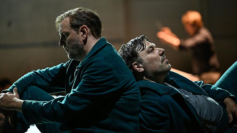 Zwei Männer, die dieselbe Frau lieben: Richard (Daniel Fiolka) und Karl (Martin Berner).