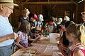 Brote wurden im Sommerferienprogramm im Museum Herrenmühle gebacken.       -  Brote wurden im Sommerferienprogramm im Museum Herrenmühle gebacken.