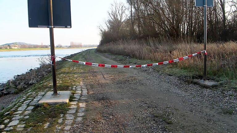 Leiche einer Frau am Rhein gefunden       -  Anfang März wurde die Leiche der 27-jährigen Mutter des Babys am Rheinufer bei Hockenheim (Rhein-Neckar-Kreis) gefunden. (Archivbild)