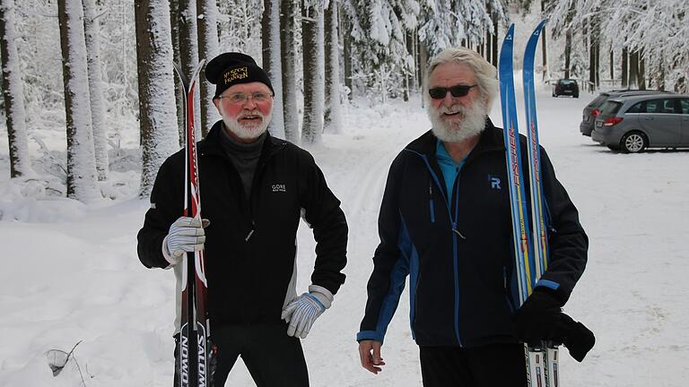 Diese beiden Skilangläufer nutzten 2019 die gute Schneehöhe in der Umgebung der Bayrischen Schanz. Diese beiden Skilangläufer nutzten 2019 die gute Schneehöhe in der Umgebung der Bayrischen Schanz.
