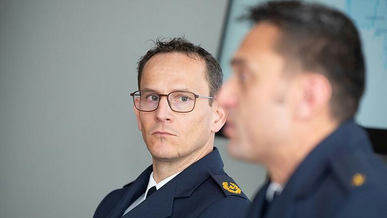 Polizeivizepräsident Holger Baumbach stellte die Sicherheitsbilanz des Polizeipräsidiums Unterfranken für 2023 vor. Polizeivizepräsident Holger Baumbach stellte die Sicherheitsbilanz des Polizeipräsidiums Unterfranken für 2023 vor.