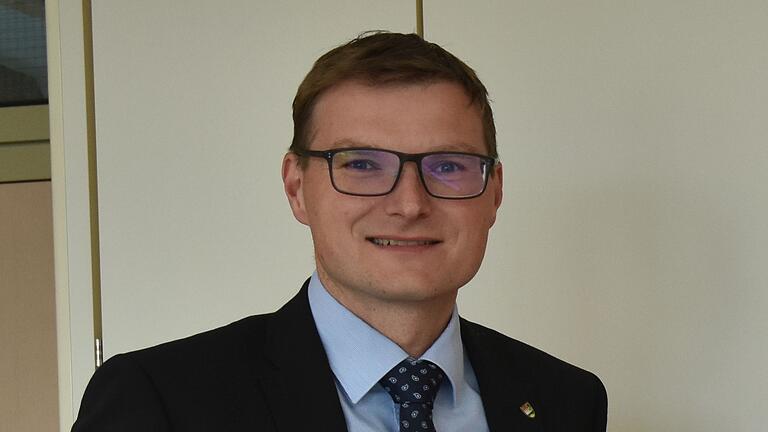 Kreiskämmerer Marcus Fröhlich wird ab Januar am Landratsamt Nachfolger von Geschäftsleiter Horst Hofmann.