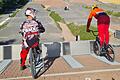 Aaron Beck (rechts) und Pascals Blumhagen (links) beim Training für die deutschen BMX-Meisterschaften in Esselbach am kommenden Wochenende.